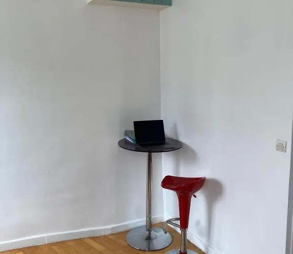 Studio Avec Vue Au Centre De Paris